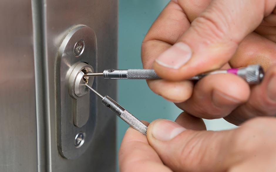 serrure pour porte Colombes